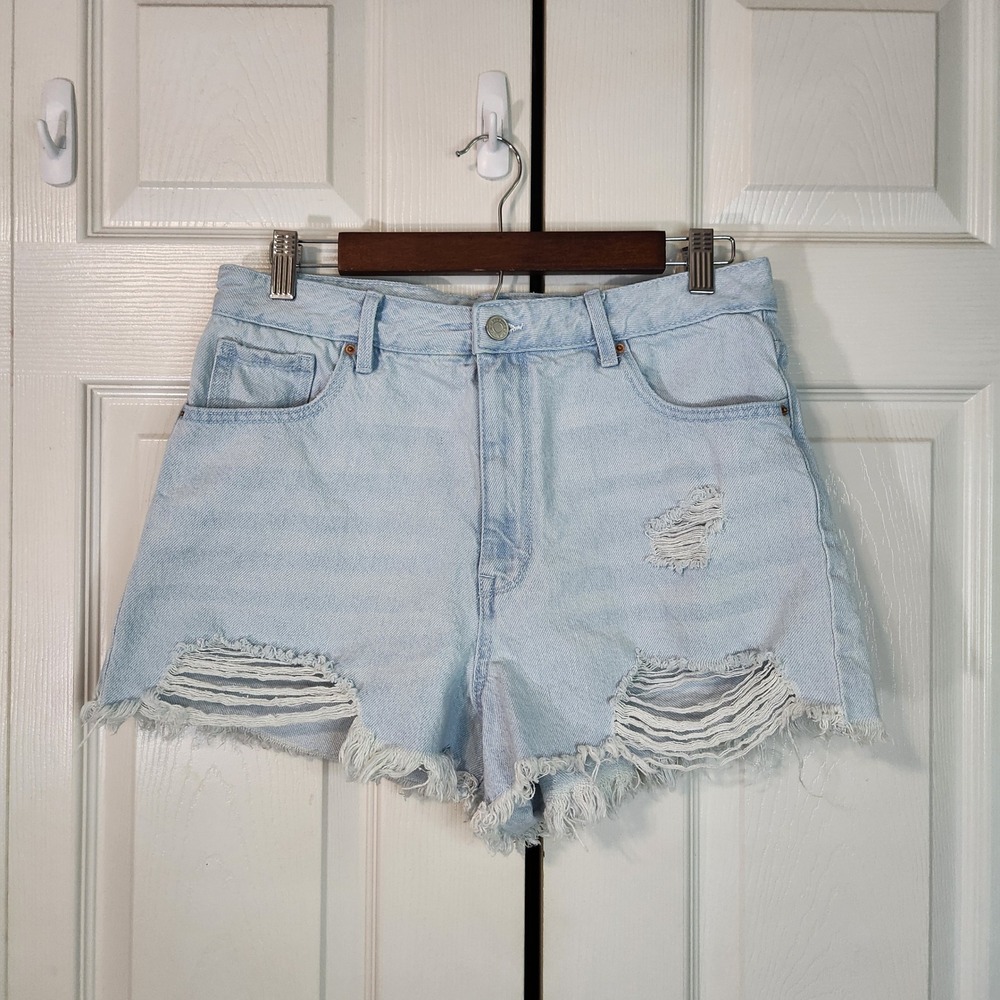 PacSun High Rise Festival Distressed Denim Shorts Light Wash Blue Size 30 Grunge